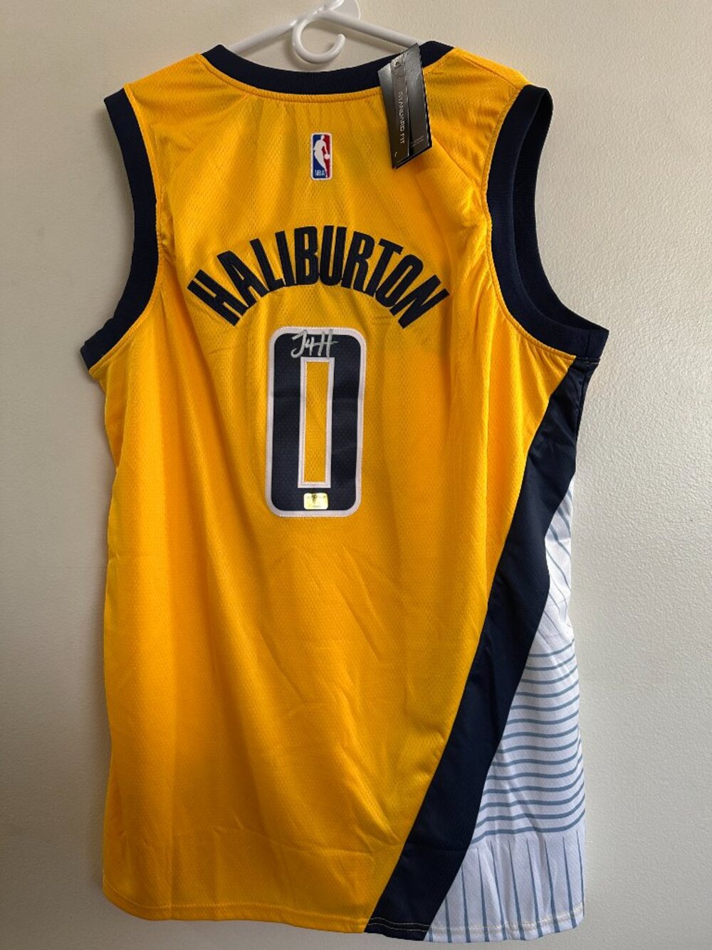 TYRESE HALIBURTON SIGNED INDIANA PACERS AUTOGRAPHED NIKE JERSEY W/COA - XXL 778B